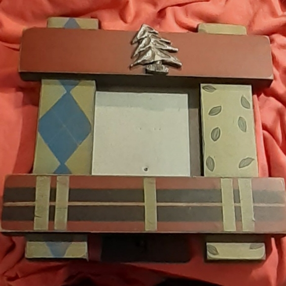 Northwoods style table top picture frame - Picture 3 of 5